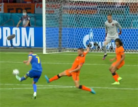 Niderlandy vyigrali u sbornoj Ukrainy6