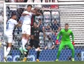 V prohodcy rinulis na Evro futbolnye kanatohodcy10