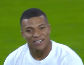 Mbappe v radosti2