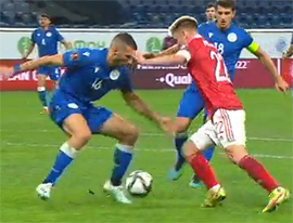 Andrej Mostovoj zabivaet otlichnyj gol Kipru1