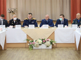 Na vstreche s bezhenzami iz donbassa1