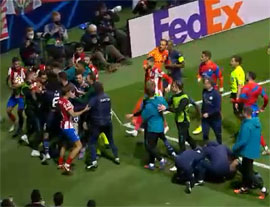 Potasovka futbolistov atletiko i mansity