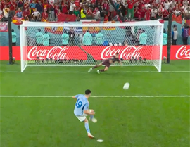 Yassin Bunu vyvel Marokko v chetvertfinal2