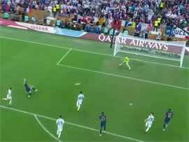 Mbappe zabil tri gola v finale mundialya