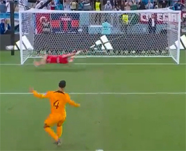 Van dejk ne zabivaet v serii