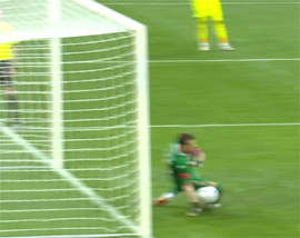 Akinfeev otrazaet penalty