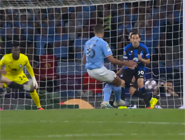 Rodry zabivaet gol v finale lygi chempionov