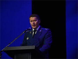 Gimatov pozdravil yuristov